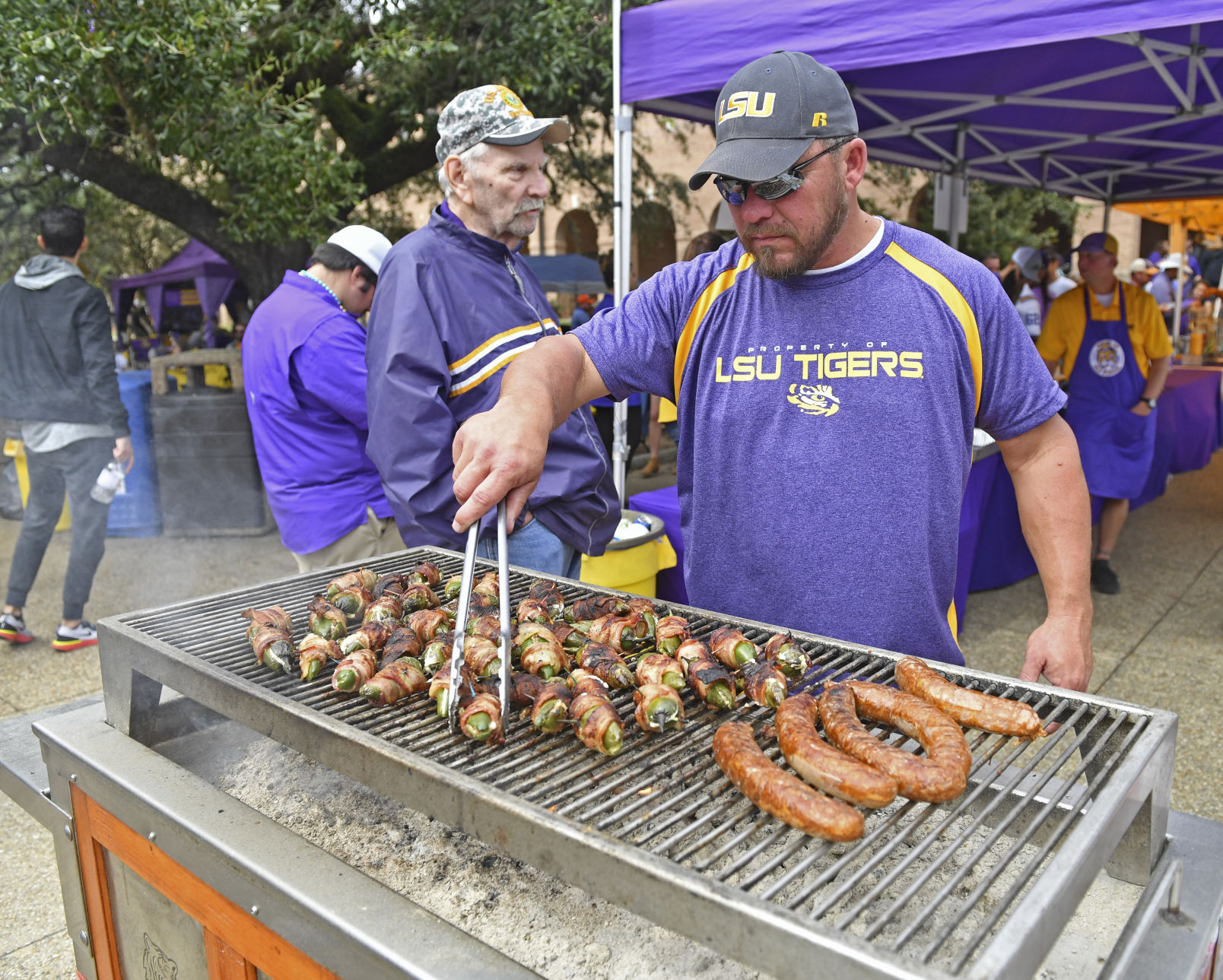 lsutailgating.101319 HS 226.JPG